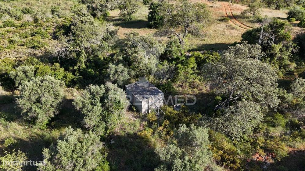 Terreno Rústico  Com Furo