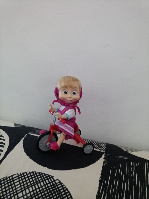 Boneca Masha e o urso