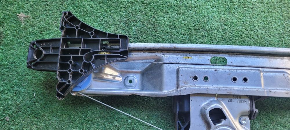 Elevador de vidro trás esquerdo Opel Insígnia A G09