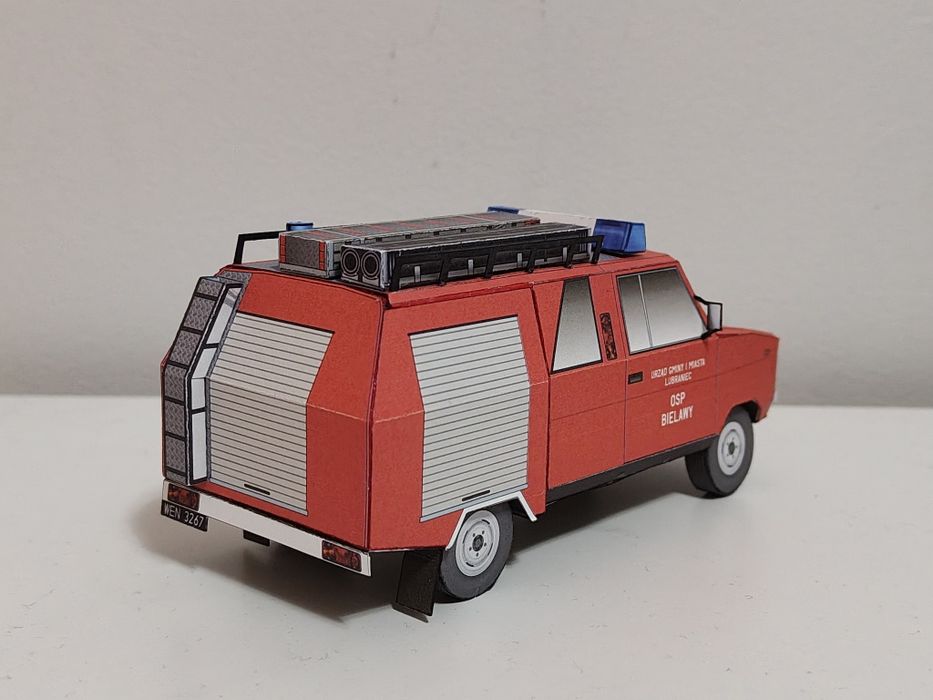 FSO Tarpan OSP straż pożarna model kartonowy 1:32 wóz strażacki  samol