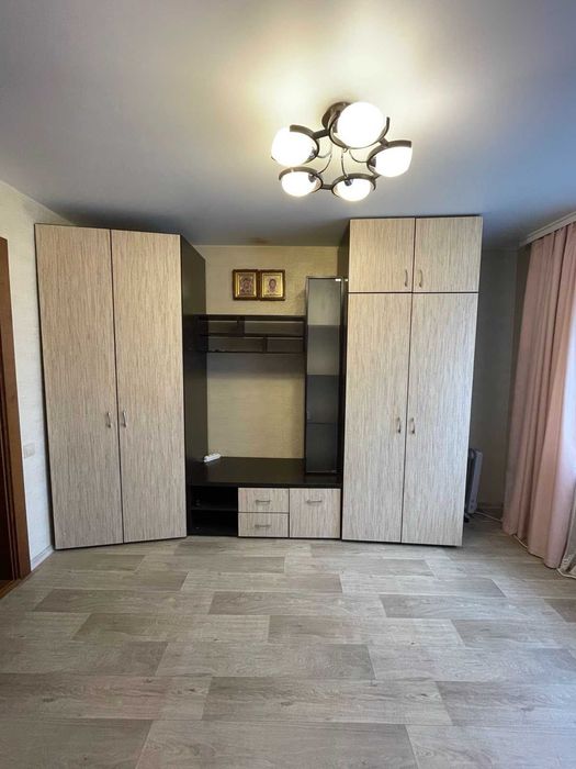 Продаж кімнати в гуртожитку