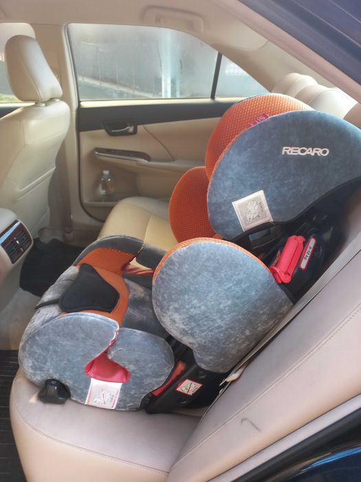Автокрісло RECARO Young Sport (9-36 кг). Гарний стан!!!