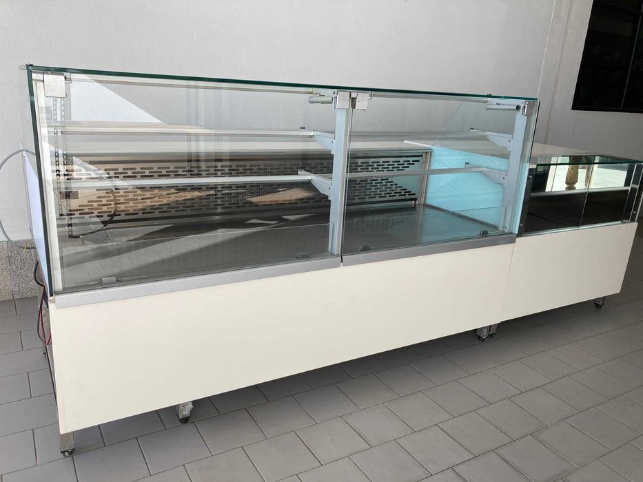 Vitrine e balcão pastelaria padaria cafetaria como novo