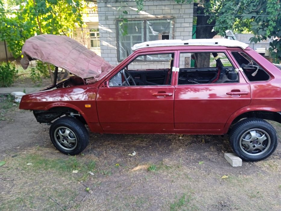 Продам ВАЗ 21099