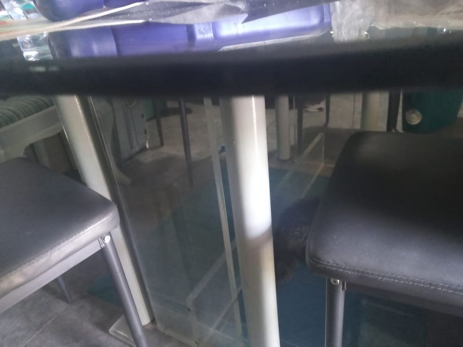 Mesa sala com tampo em vidro