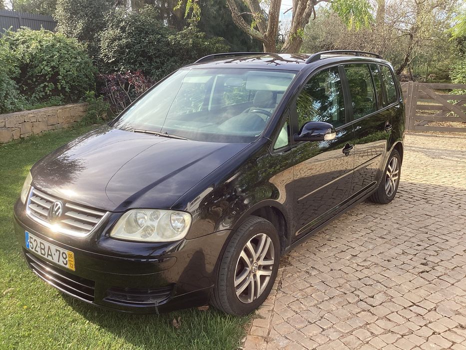 VW TOURAN 1.9 TDI Conceptline 5 lugares DSG