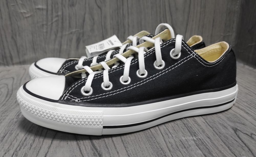 37,5 Converse оригінальні жіночі кеди, кросовки