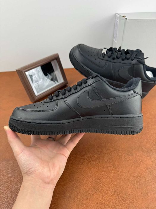 Nike Air Force 1 Czarny 43