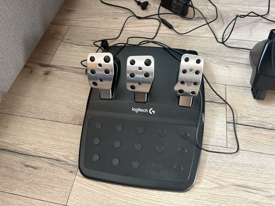 Kierownica logitech g920 XBOX/PC
