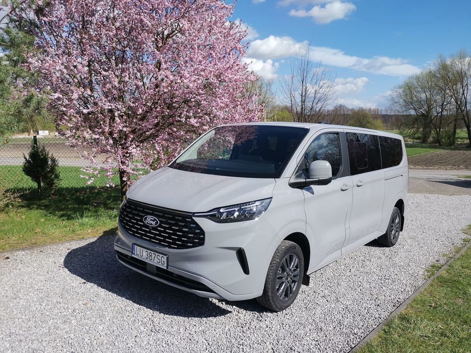 Ford Tourneo Custom salon Polska 170 KM 2024 8 osobowy