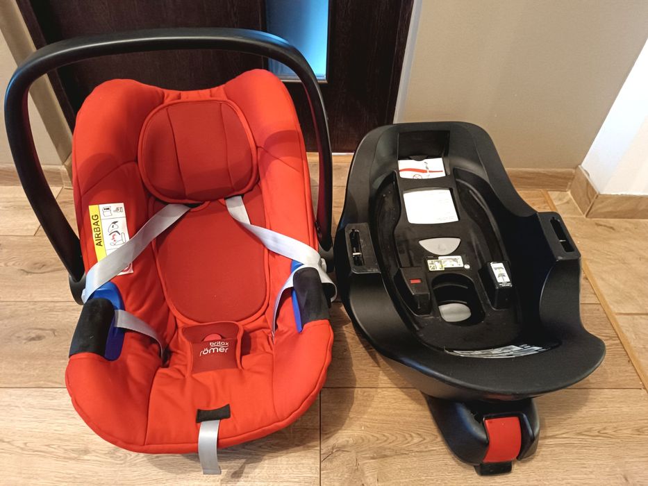 Fotelik z bazą britax baby safe i size