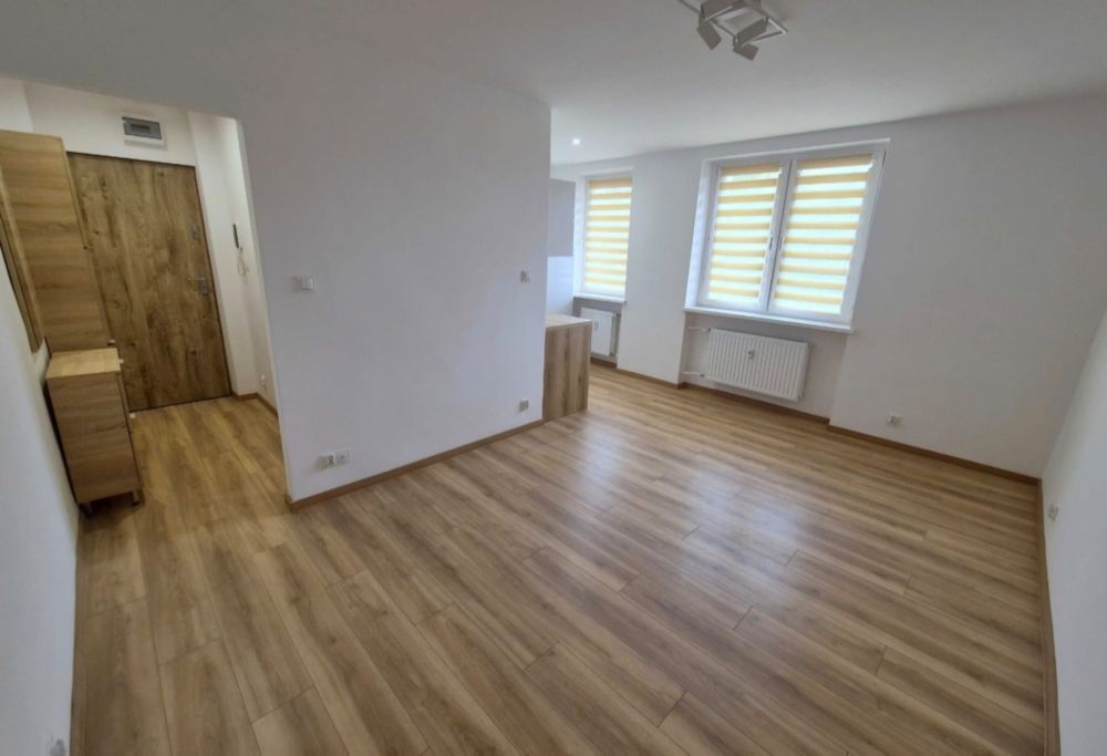 Mieszkanie do wynajęcia w centrum Szamotuł  2 piętro. Wolne od 1 listopada