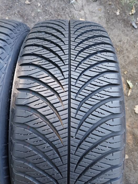 195.55.16 Goodyear Wielosezon super stan montaż