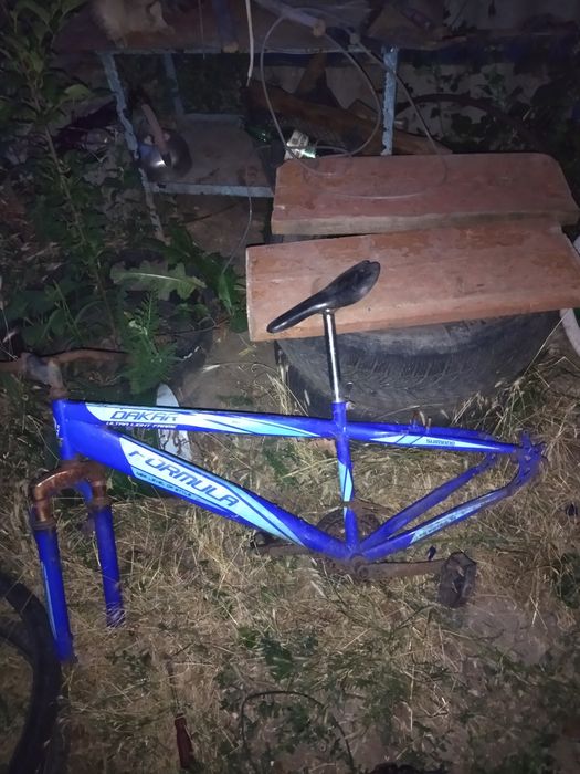 Продам раму під 24 колесо