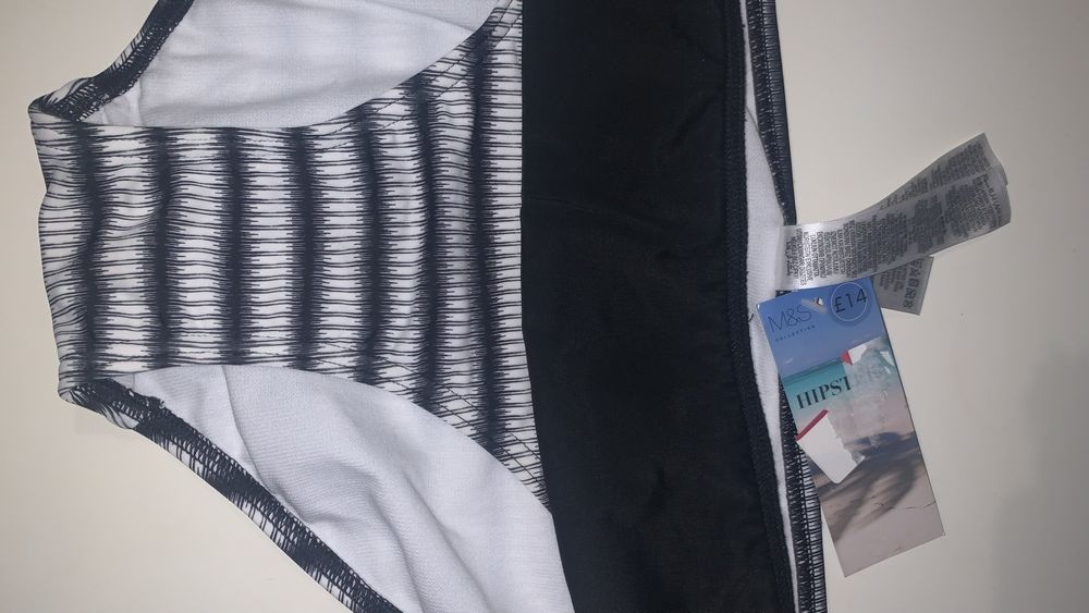 Majtki od kostiumu kąpielowego roz 42 firmy Marks&Spencer