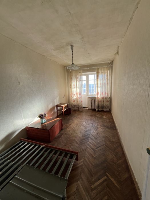 Продаж 2х кім Індустріальний міст КПІ