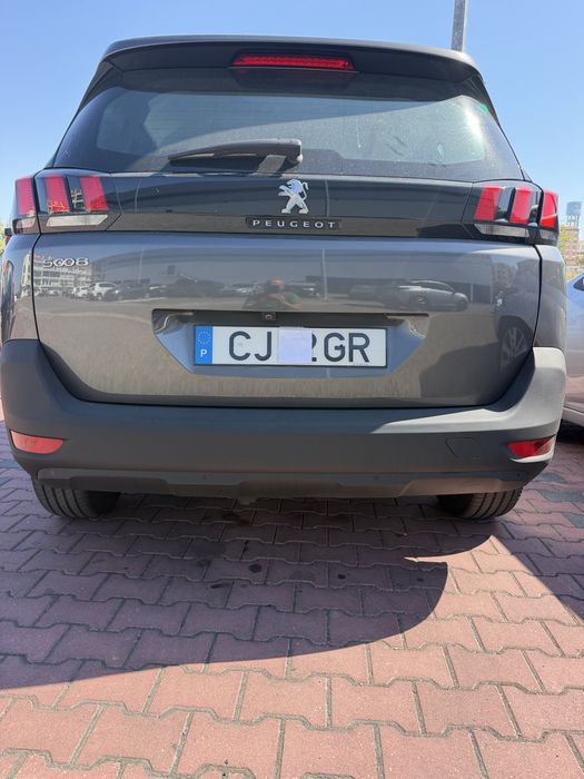 Peugeot 5008 1.5 blue HDI — photo 4