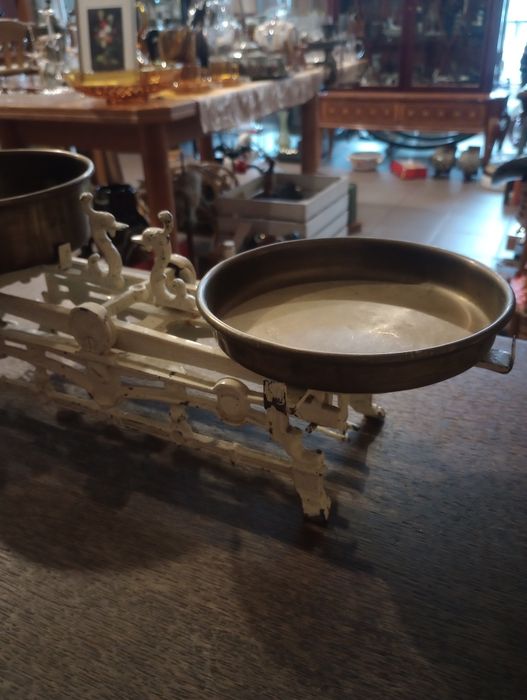 Piękna stara waga szalkowa Okazja