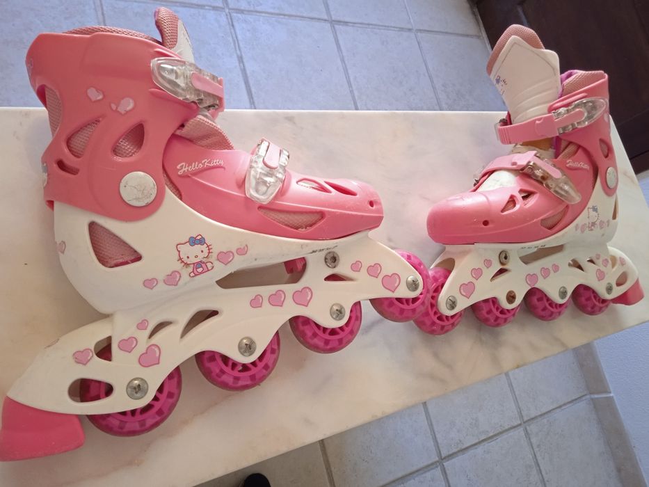 Patins em linha da HELLO KITY com pouco uso