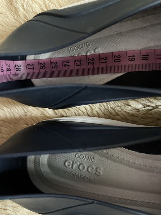 Półbuty wsuwane Crocs Iconic comfort 41 dł.27 cm.