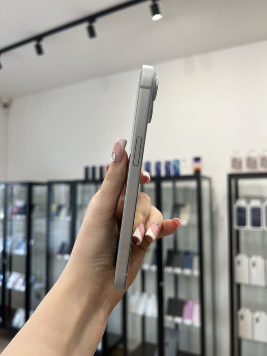 Telefon iPhone 15 128GB Biały Apple Gwarancja iTrade
