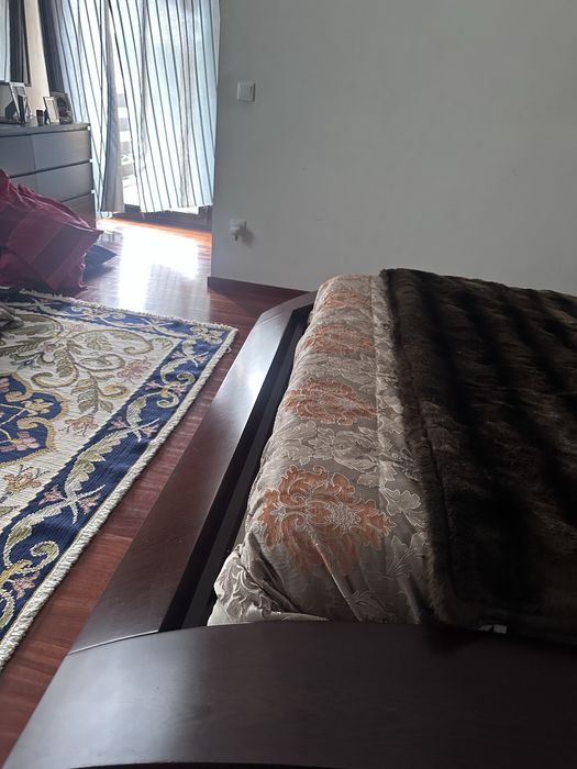 Cama casal excelente estado