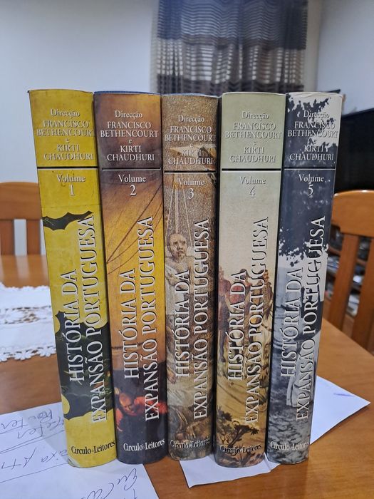 Coleção de livros ( História da expansão  Portuguesa )
