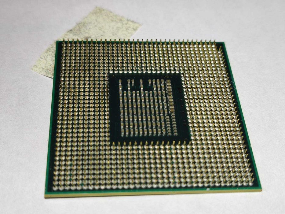 Процесор Intel Core i5 2410M (SR04B), оперативна пам'ять DDR3 2Gb, 4Gb