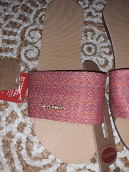 NOVO! Chinelos rosa Havaianas. Tamanho 37