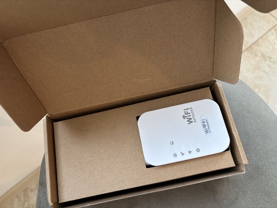 Підсилювач повторювач Wi-Fi Ретранслятор 2.4G 6 антен