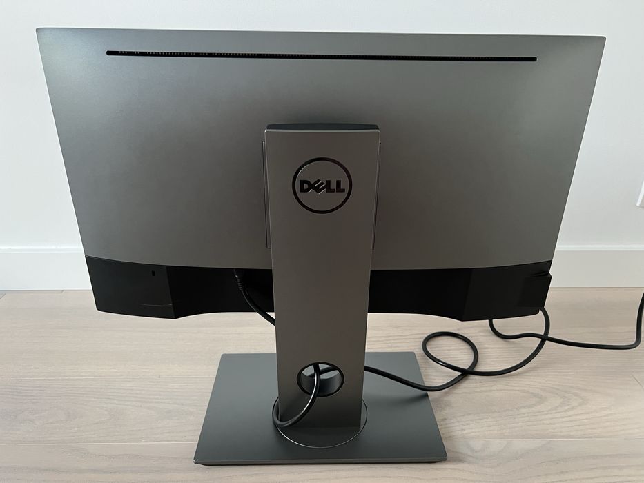 Komputer Dell Vostro 3681 I5 plus monitor Dell U2518D