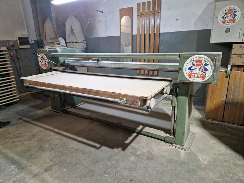 Szlifierka długo taśmowa