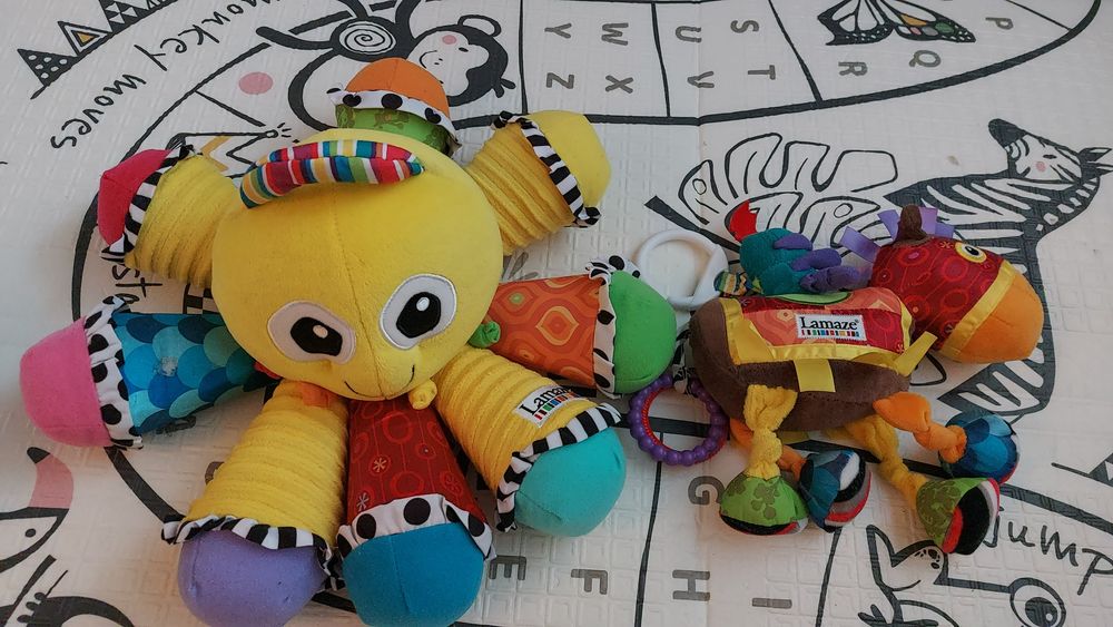 Ośmiornica ośmionutka i konik marki Lamaze