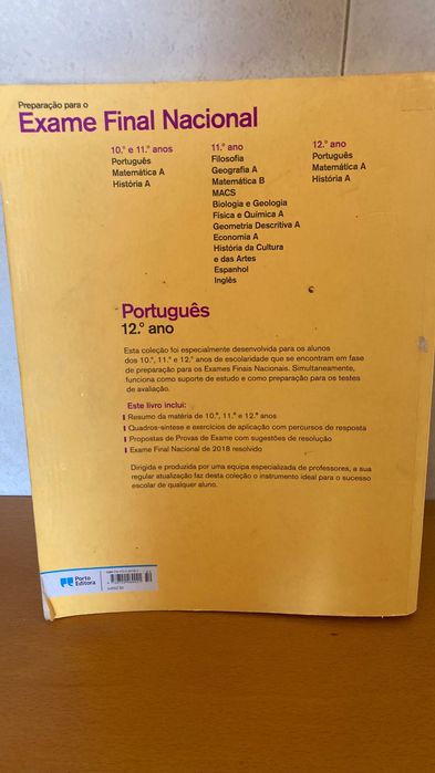 Livro de preparação para o exame de Português