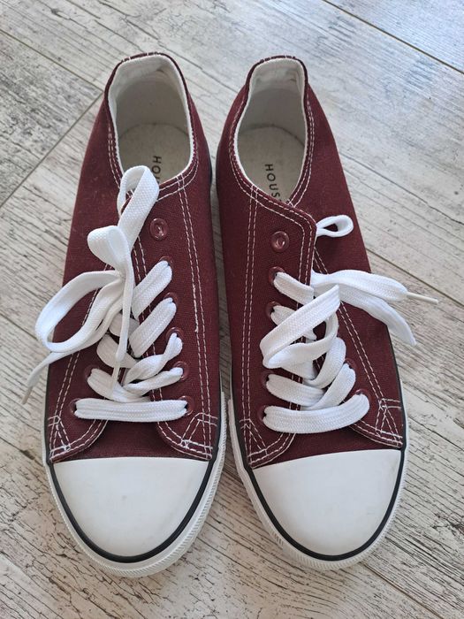 2 pary NOWYCH butów, rozmiar 39, trampki House