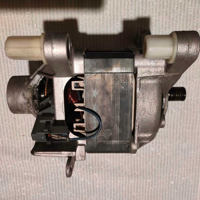 Silnik Pralka Whirpool EUT 1000 lub AWE 6419 MCA 45/64-148/ALB 7