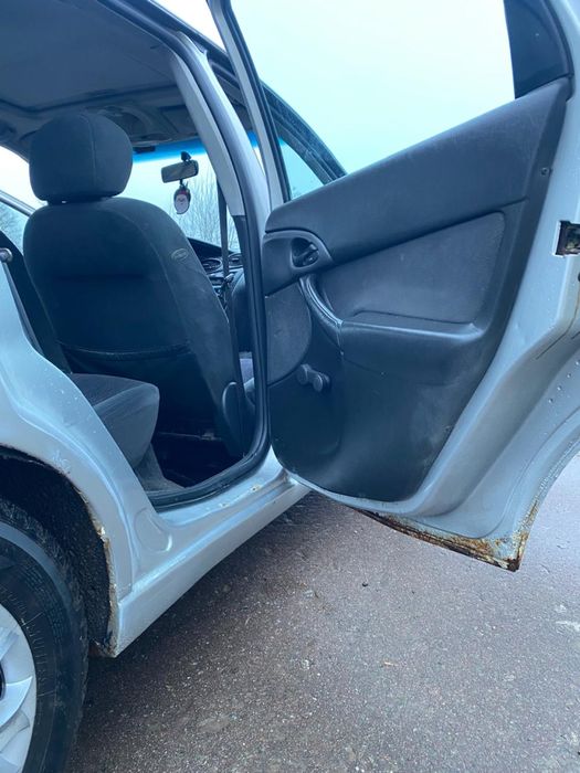 Форд фокус, не розмитнений