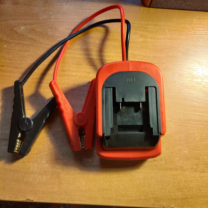 Jump starter (джамп стартер) новый под посадку Einhell