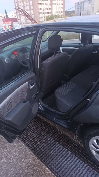 Dacia Sandero 1.4 GPL | 2010 | Distribuição e embraiagem recentes
