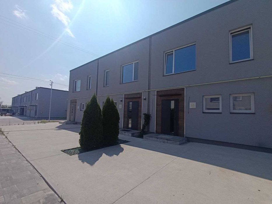 Без комісії! Продам якісний таунхаус в КМ Балатон, Нові Петрівці!