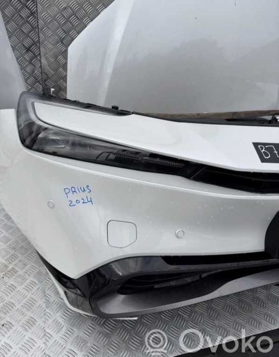 БАмпер Toyota Prius xw60 розборка шрот