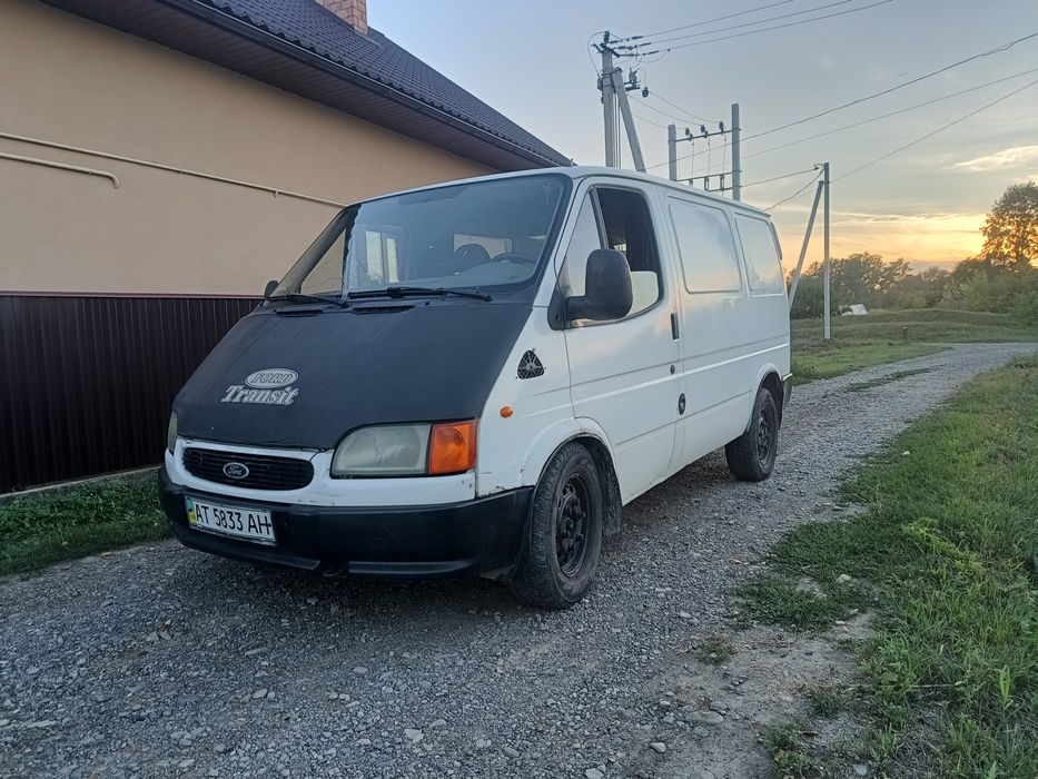 Ford Transit грузовий