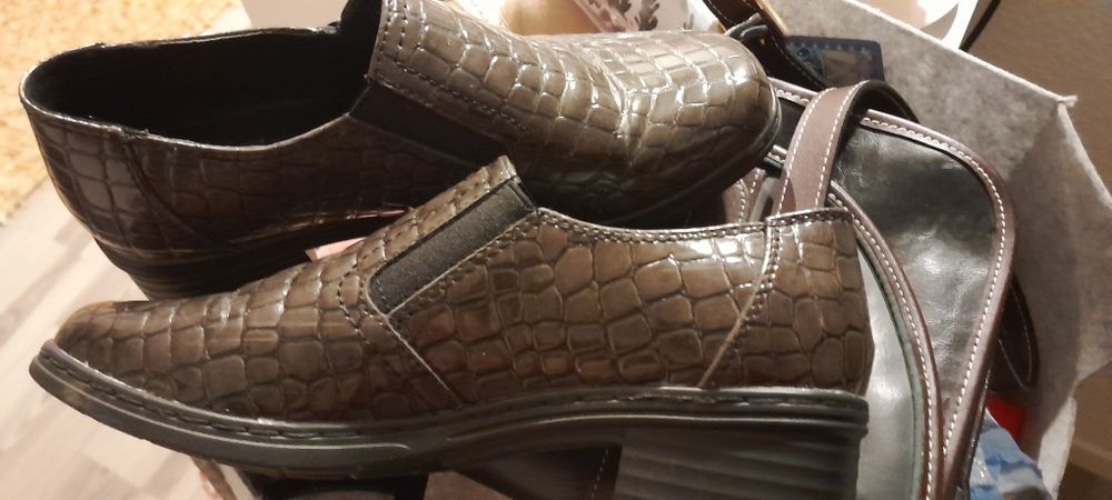 Buty na obcasie skóra