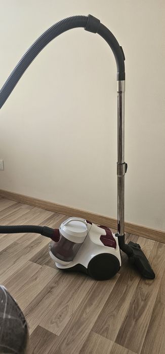 Aspirador Kunft usado