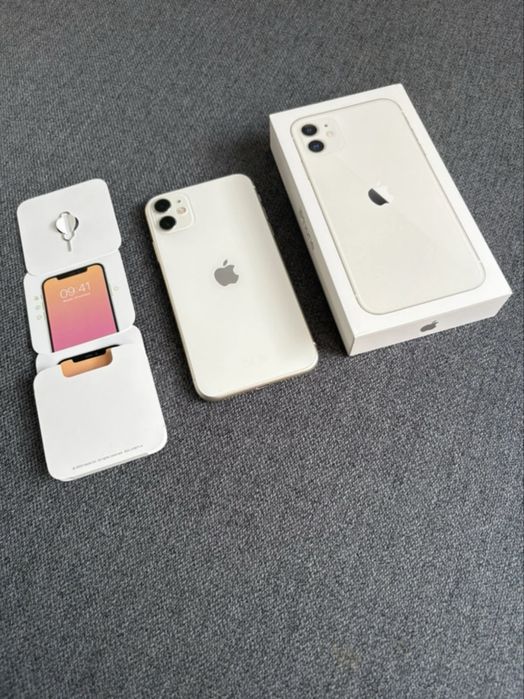 iPhone 11 biały 64 GB