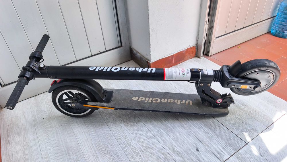 Trotinete elétrico Urbanglide 85s (350W) (da erro E9)