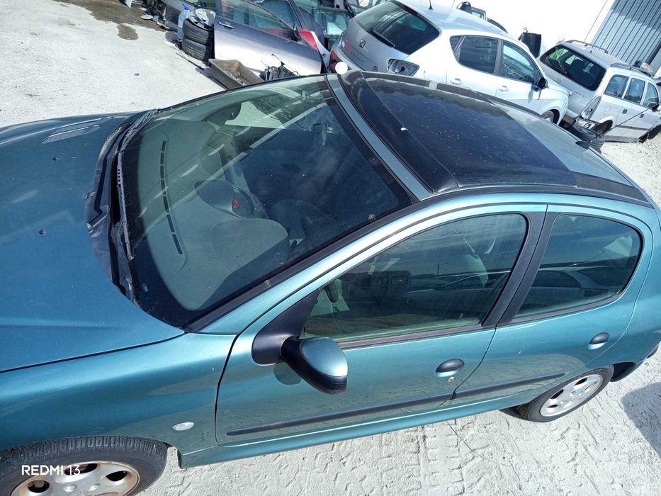 Para peças Peugeot 206 1.1 ano 2000