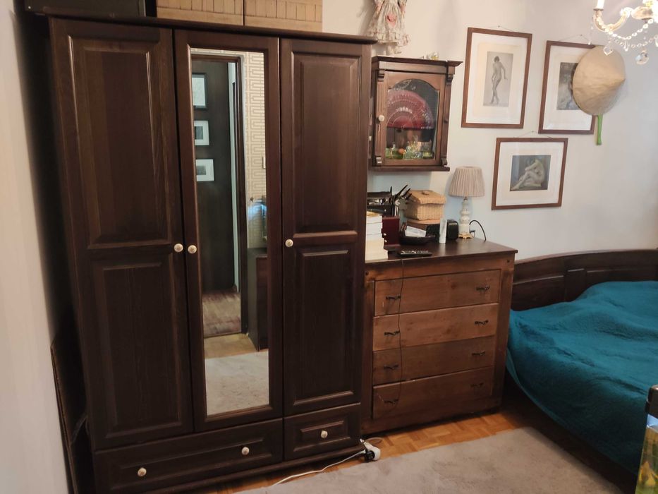 Drewniana Szafa trzydrzwiowa.  Drewno nie płyta !