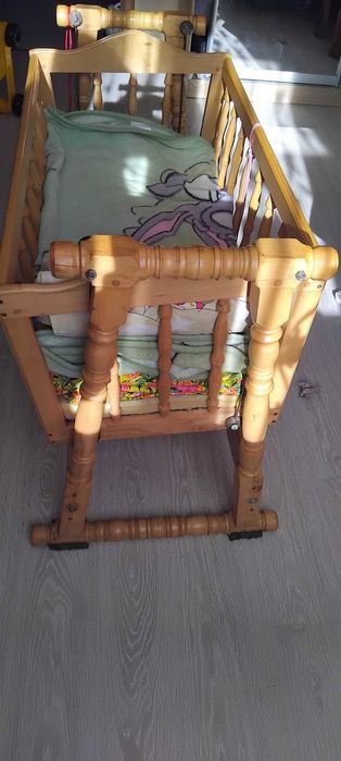 Дитяче ліжечко(колиска)