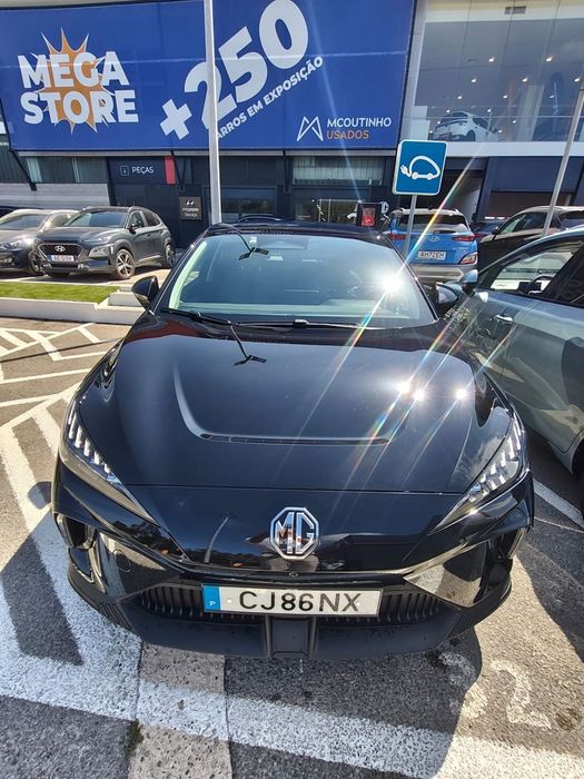 MG MG4 64 kWh Luxury